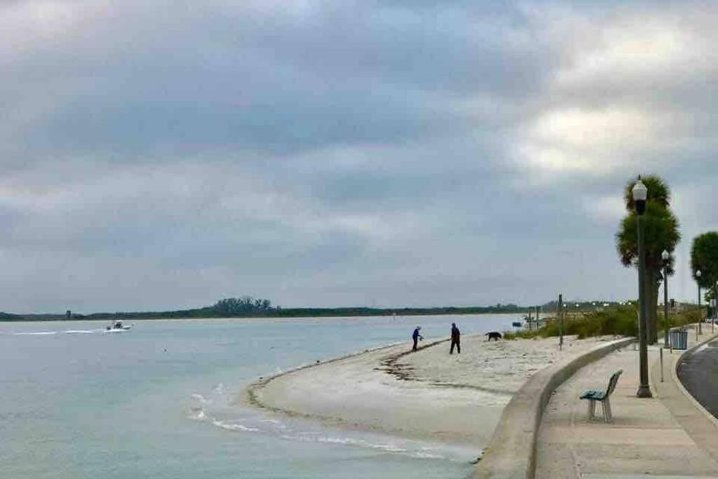 St Pete Vacation Rentals St. Petersburg Bagian luar foto